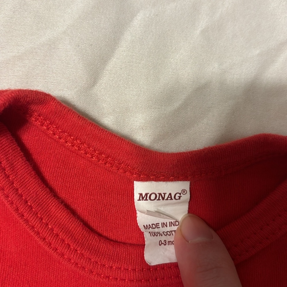 Red Sleep Gown - Picture 3 of 4
